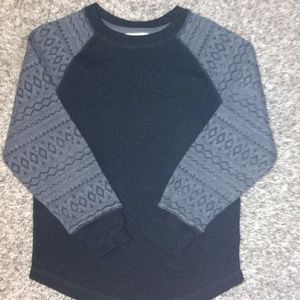 Little boys sz 4/5 long sleeved thermal